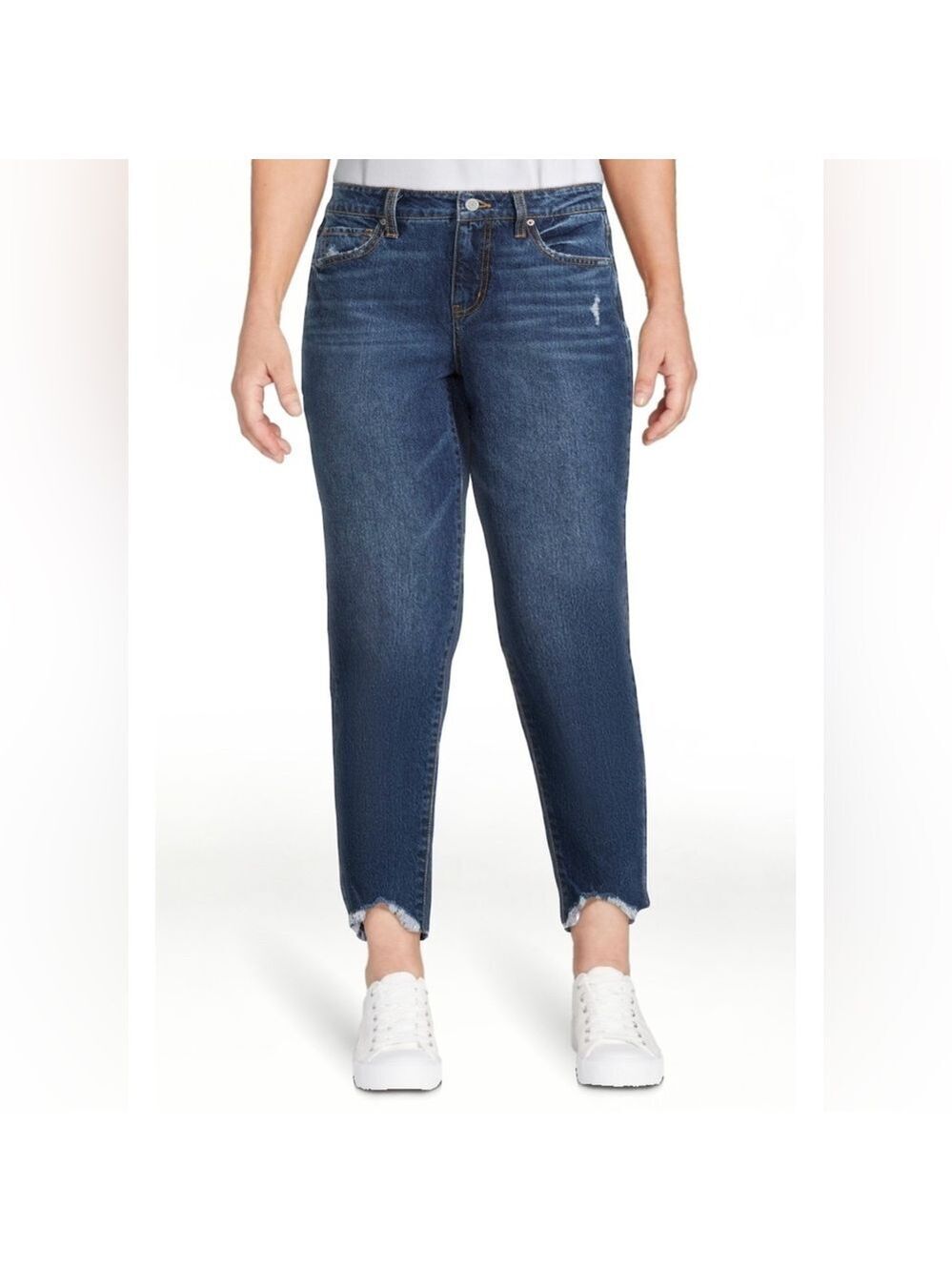 Time and Tru Women's Boyfriend Jeans with Sharkbite Hem Mid-Rise Size 10